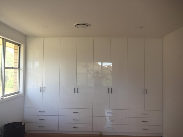 White gloss doors above drawers D